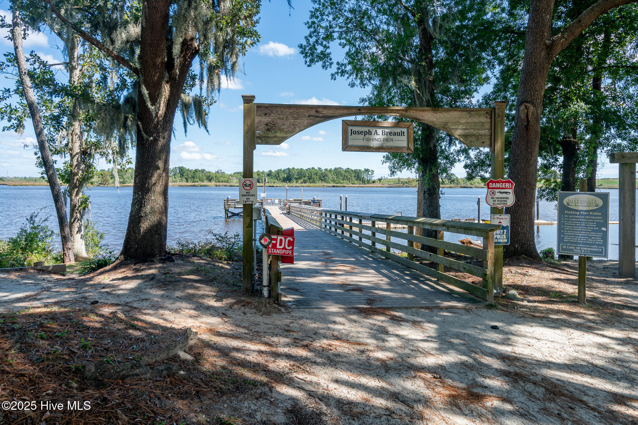 100546678 | Photo 25