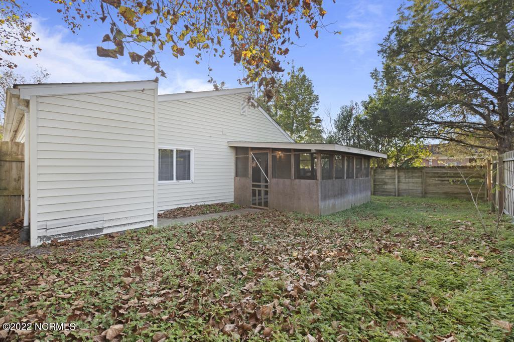 100560760 | Photo 17