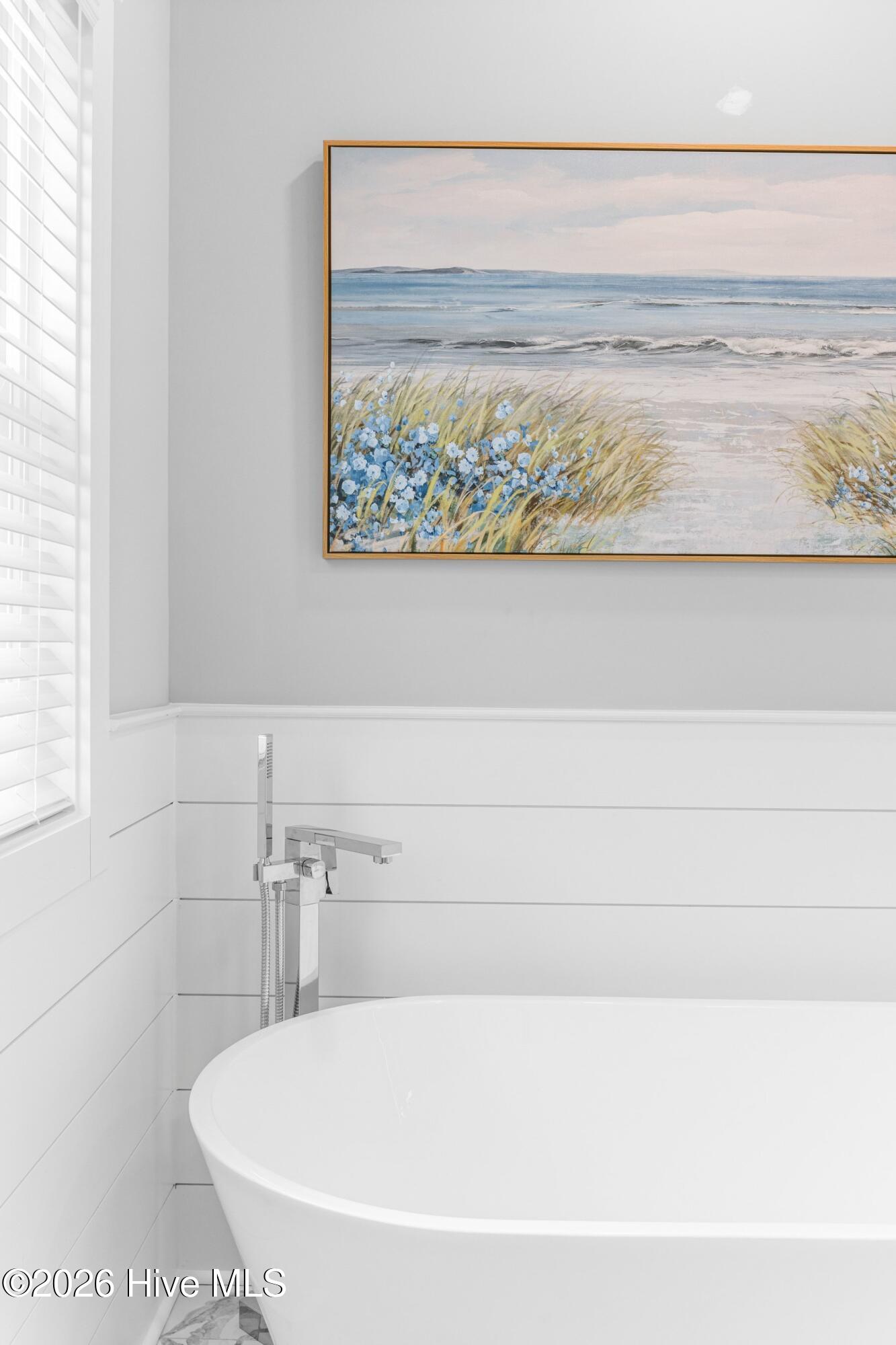 100558879 | Photo 32