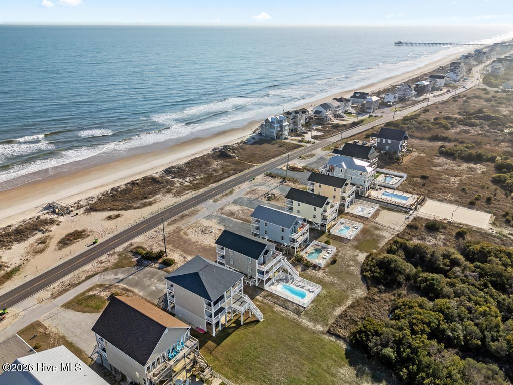 100559201 | Photo 76