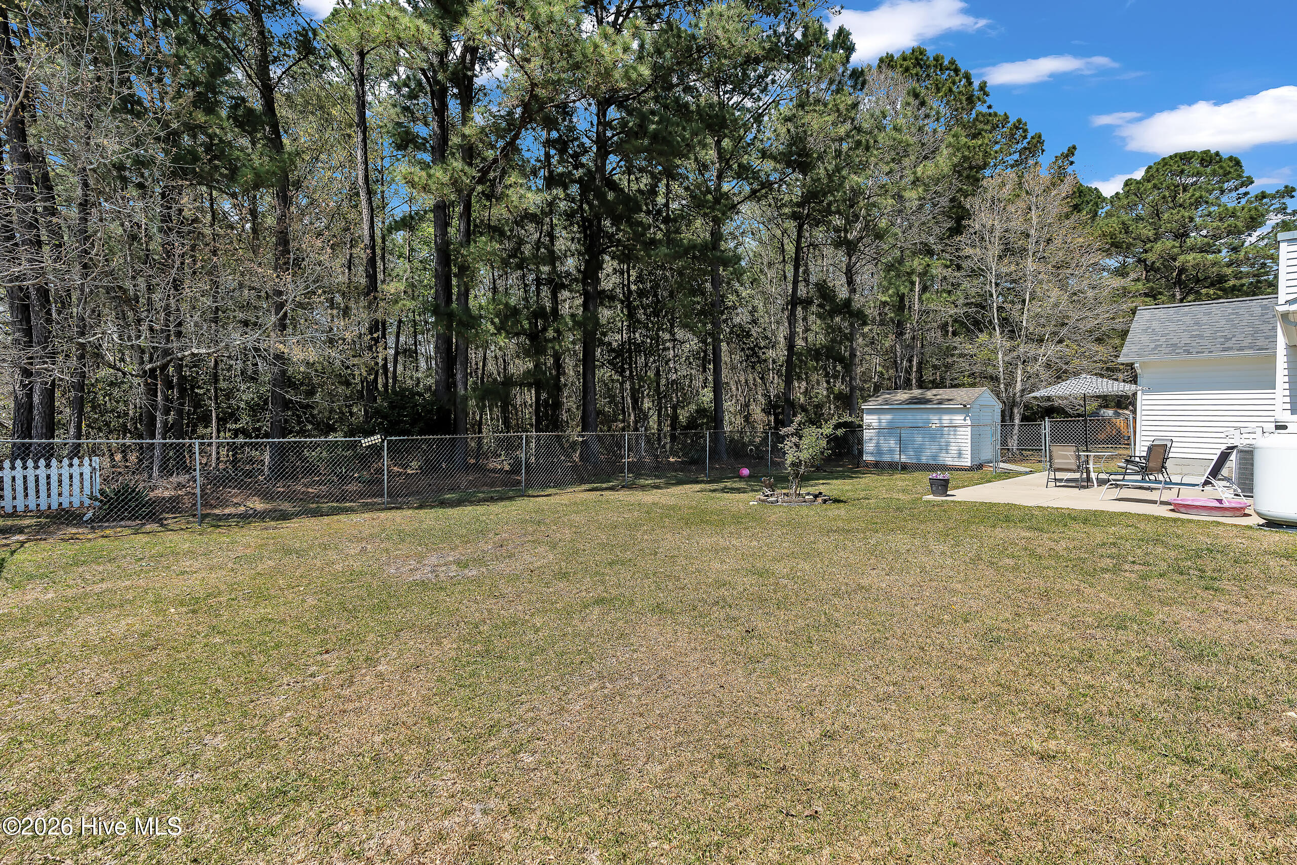 100563570 | Photo 36