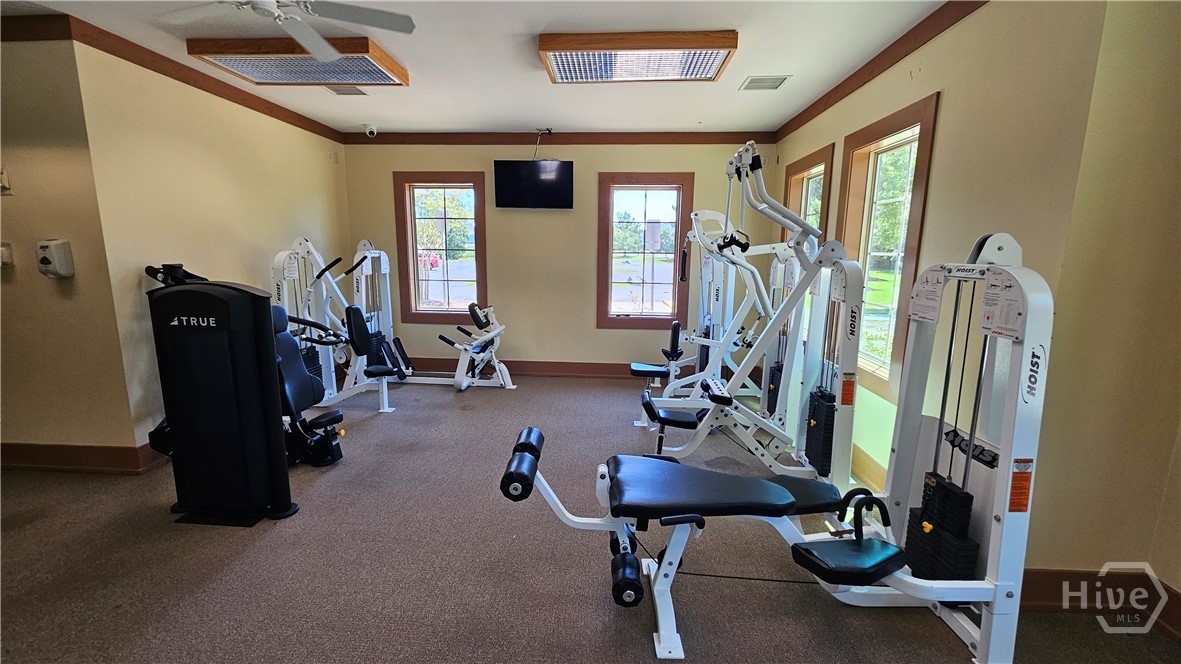 Highlands Clubhouse and Amenities