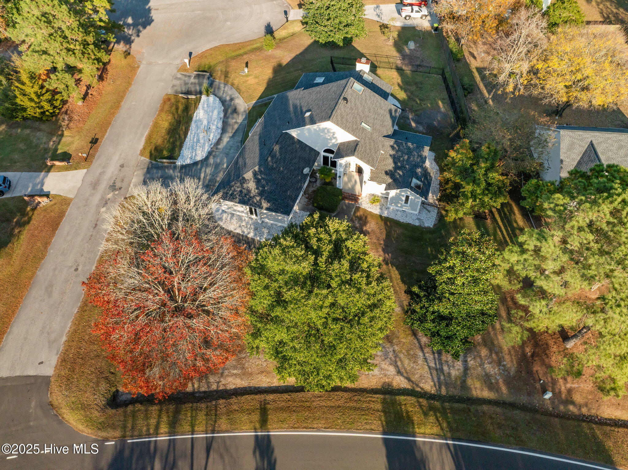 100542327 | Photo 46