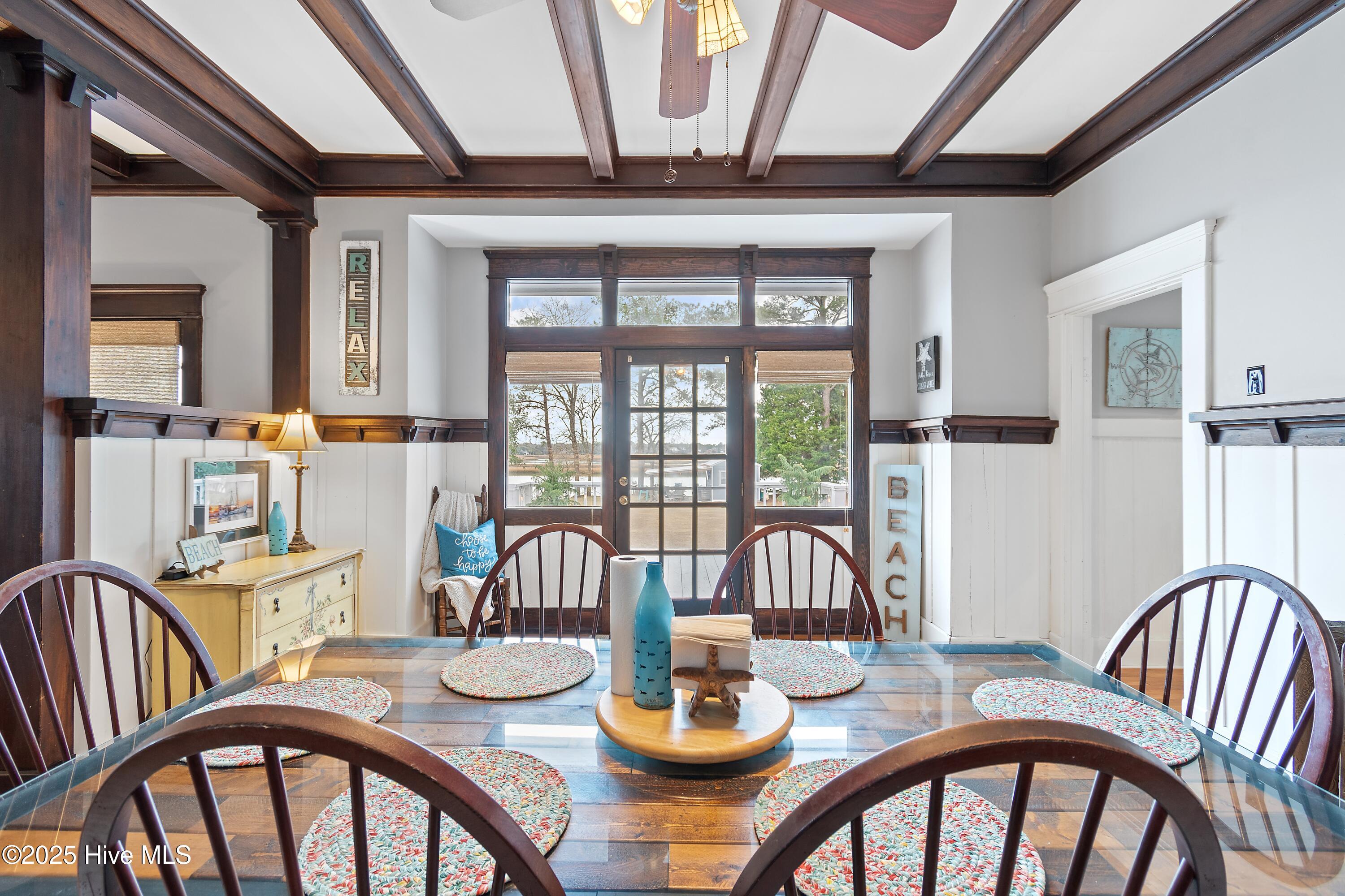 100544139 | Photo 17