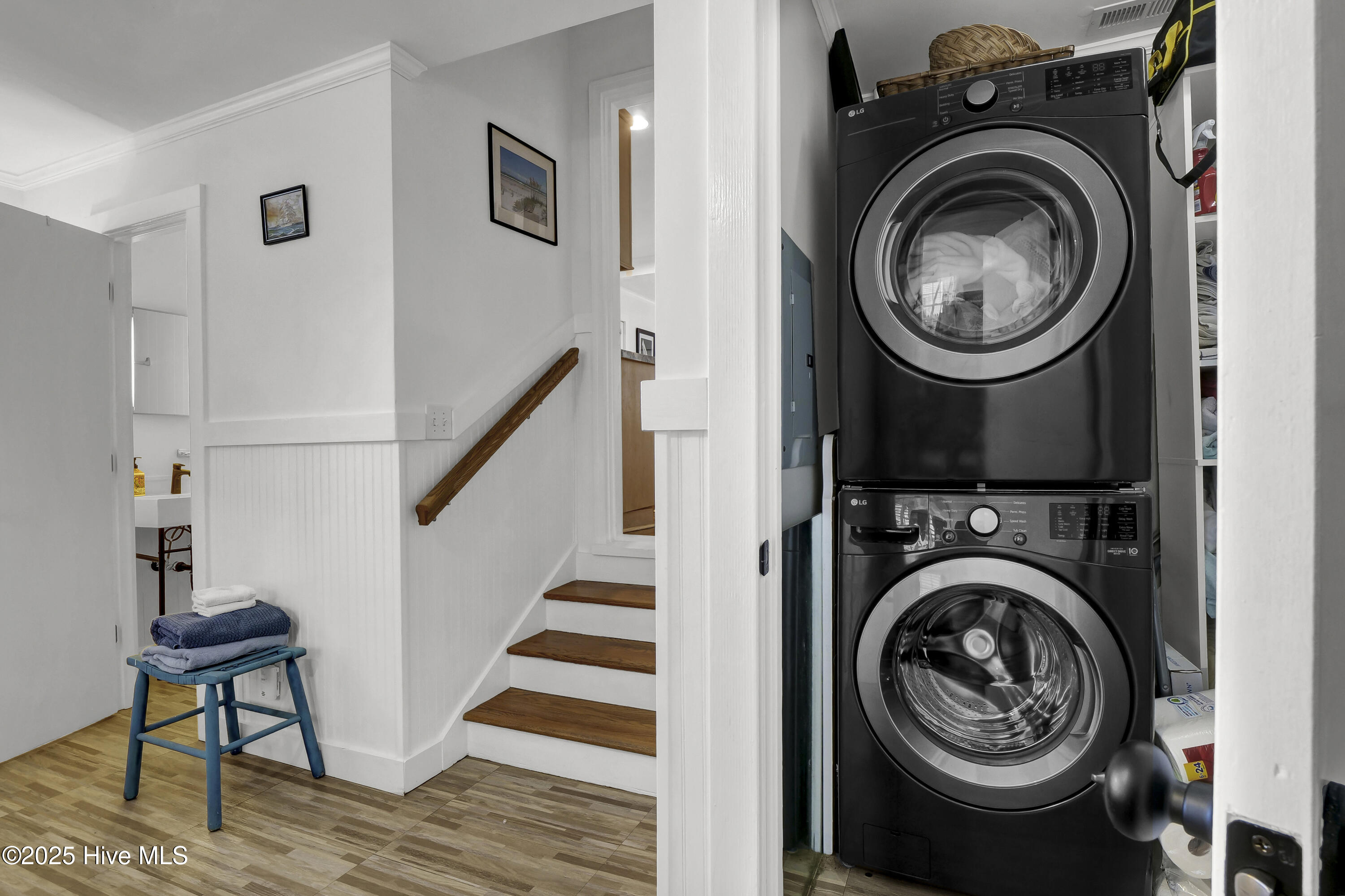 100537490 | Photo 35