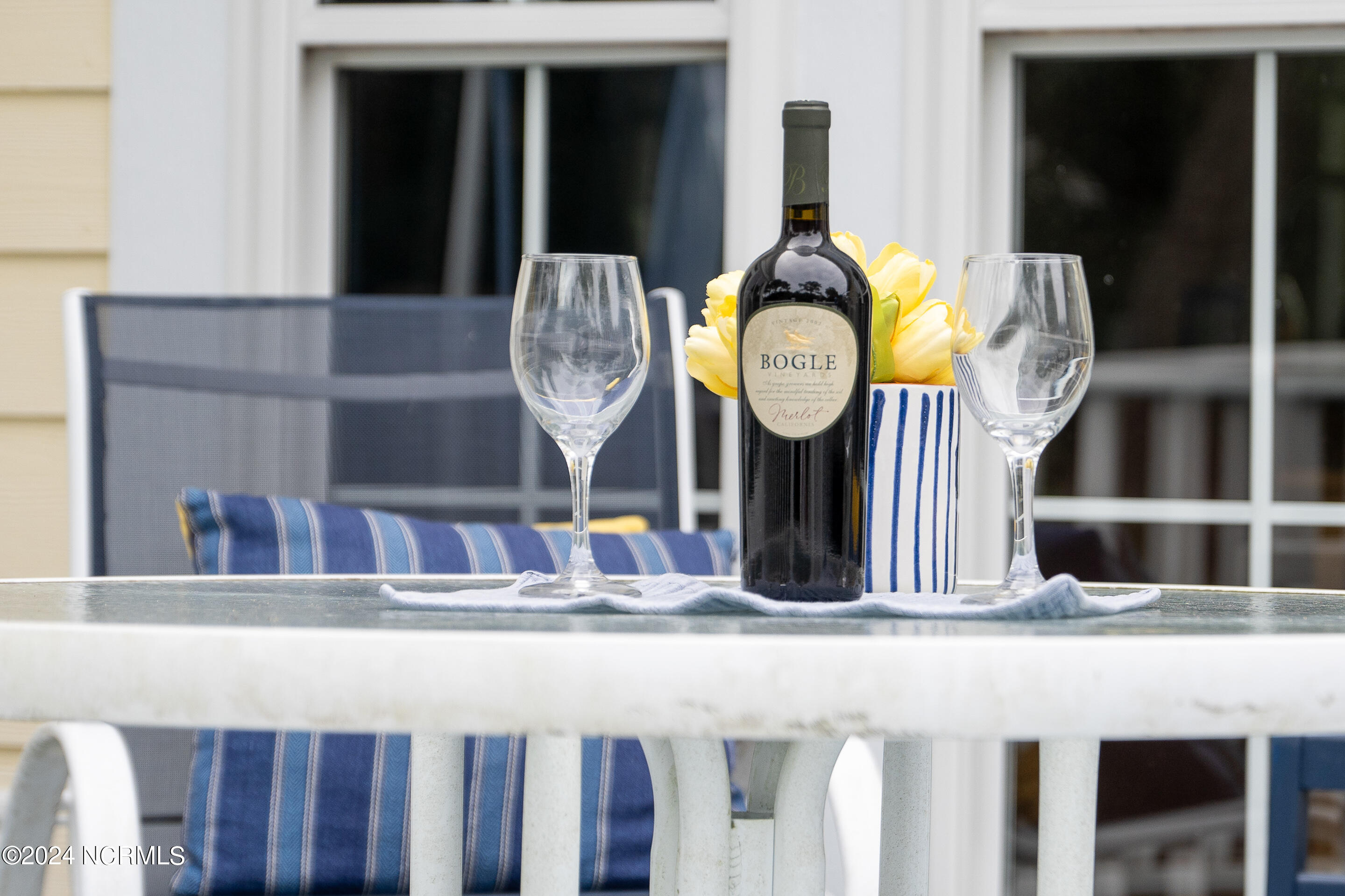 100499709 | Photo 57