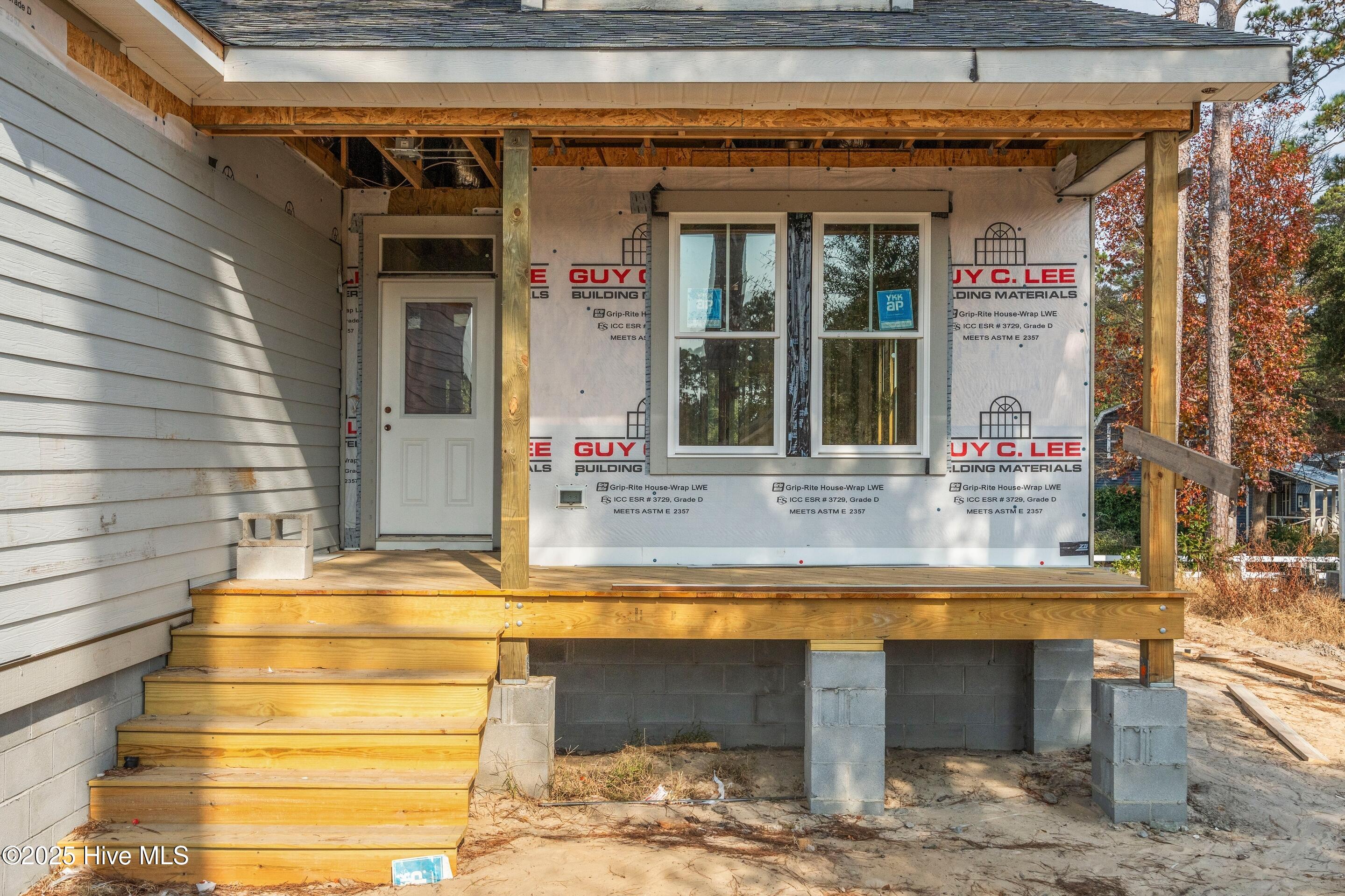 100543070 | Photo 22