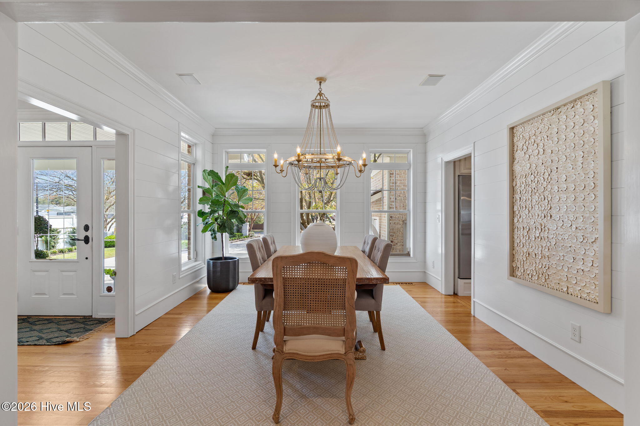 100561575 | Photo 14