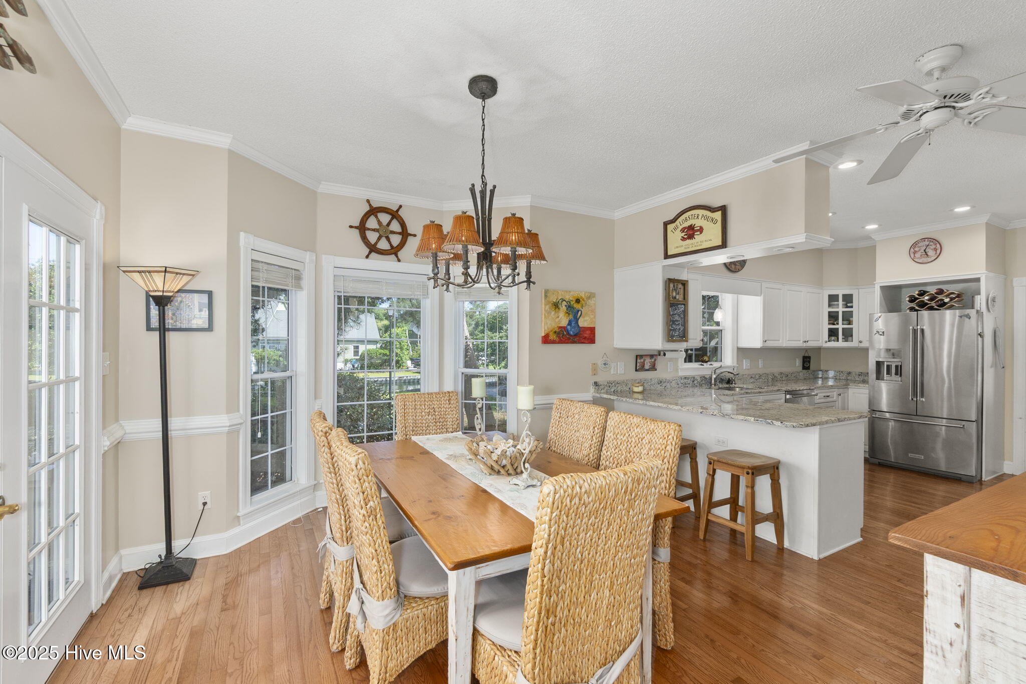 100516943 | Photo 15