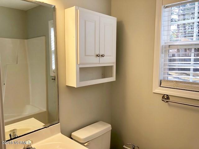 100565950 | Photo 11