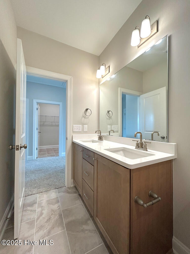 100535078 | Photo 51