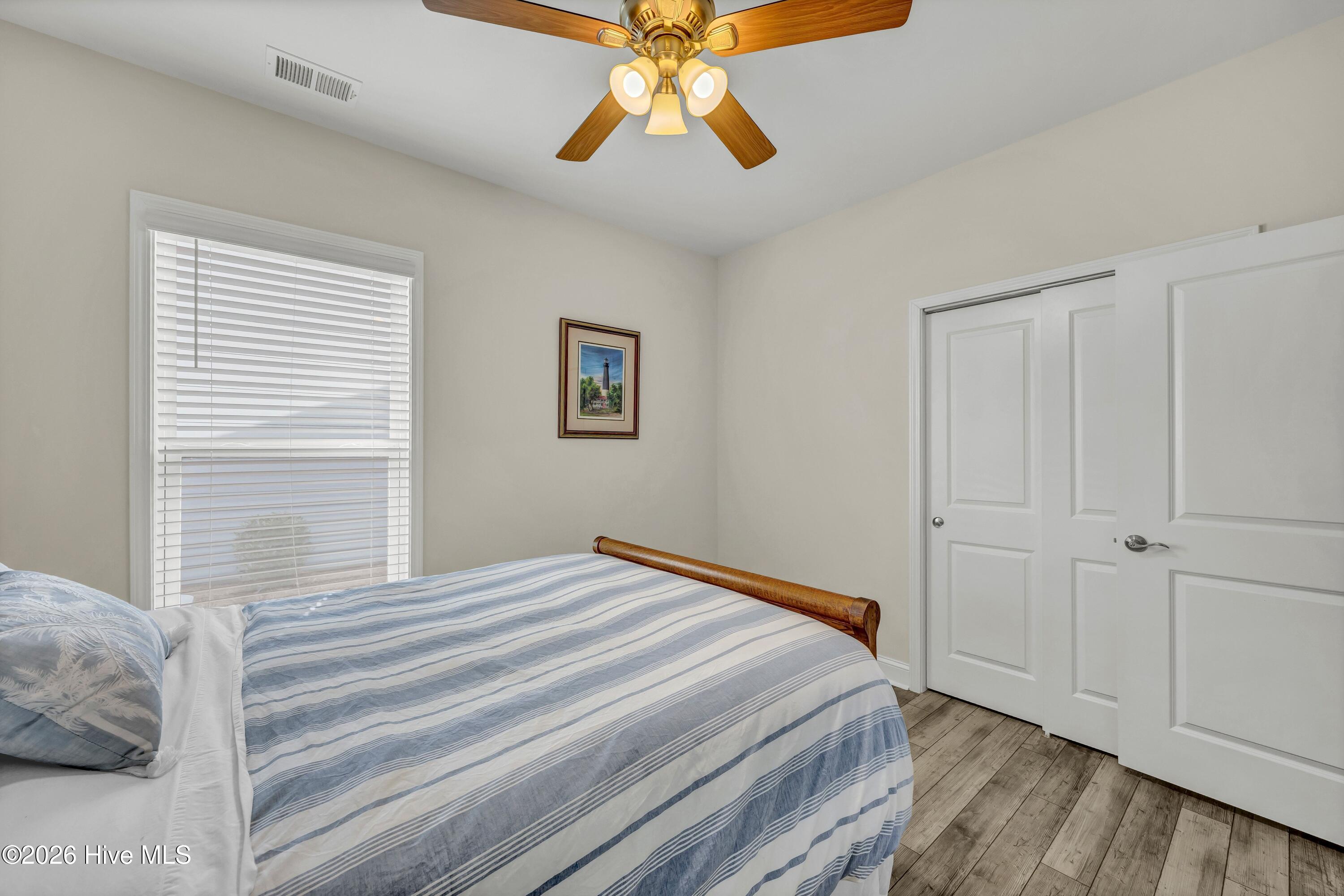 100552625 | Photo 85