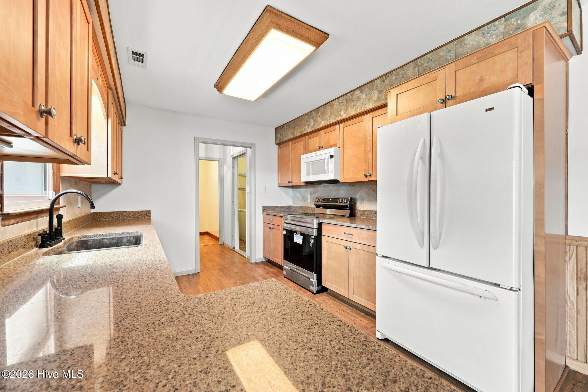 910 Coyote Trail,Havelock