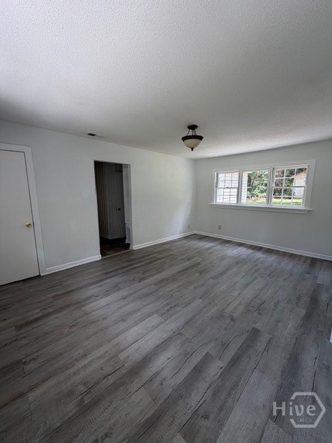 Photo 3 of Single family home for sale at 4 Lewis St, Statesboro, GA 30458 | MLS# SA361911 | Listing updated on 2026-09-19