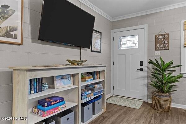 100557665 | Photo 38