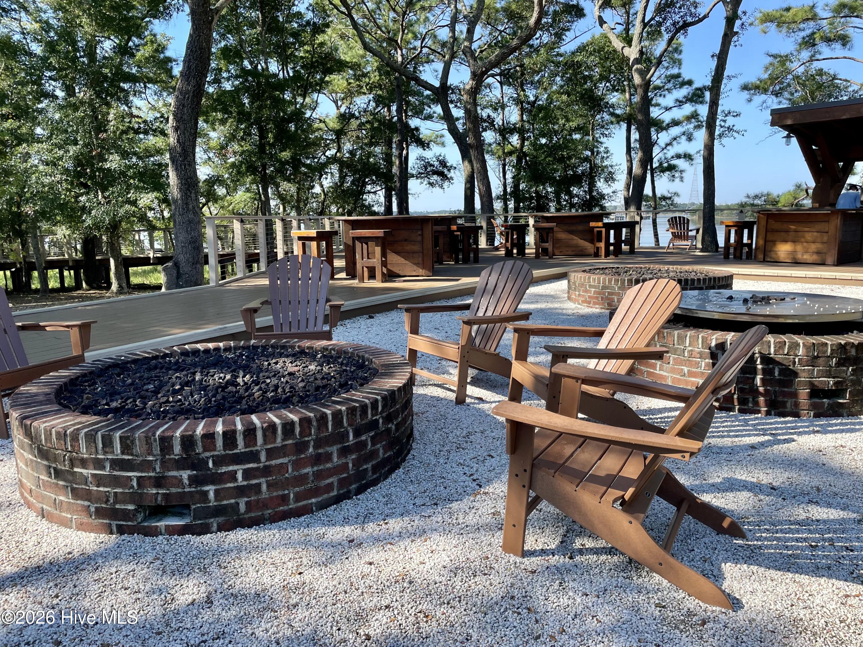 100561487 | Photo 52