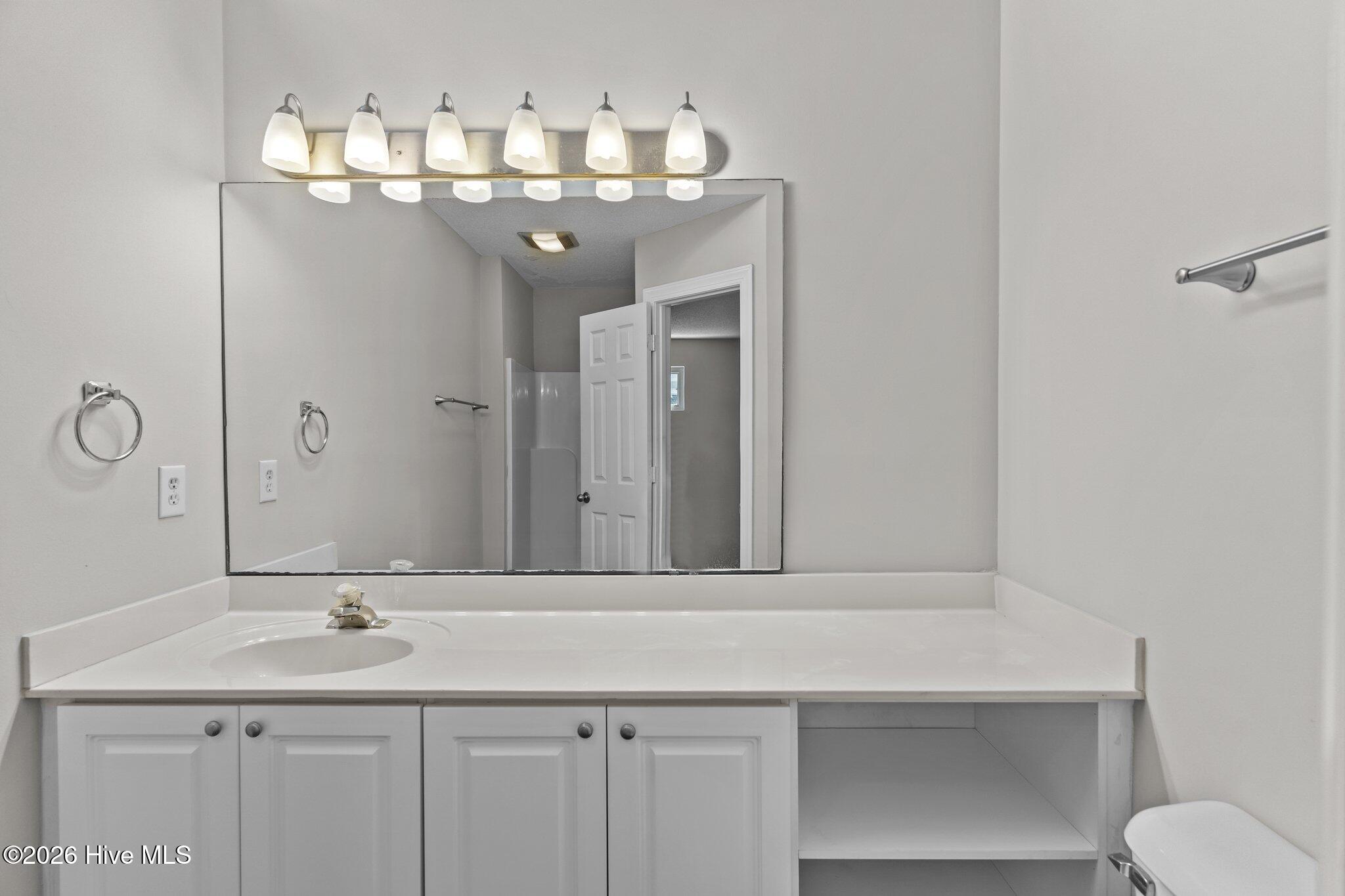 100553986 | Photo 20