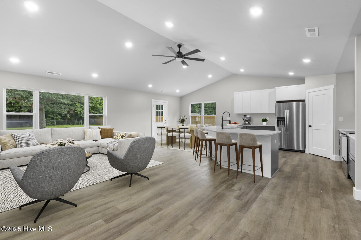 313 Pinewood Drive, Jacksonville, NC 28546 – photo 5: pine-9