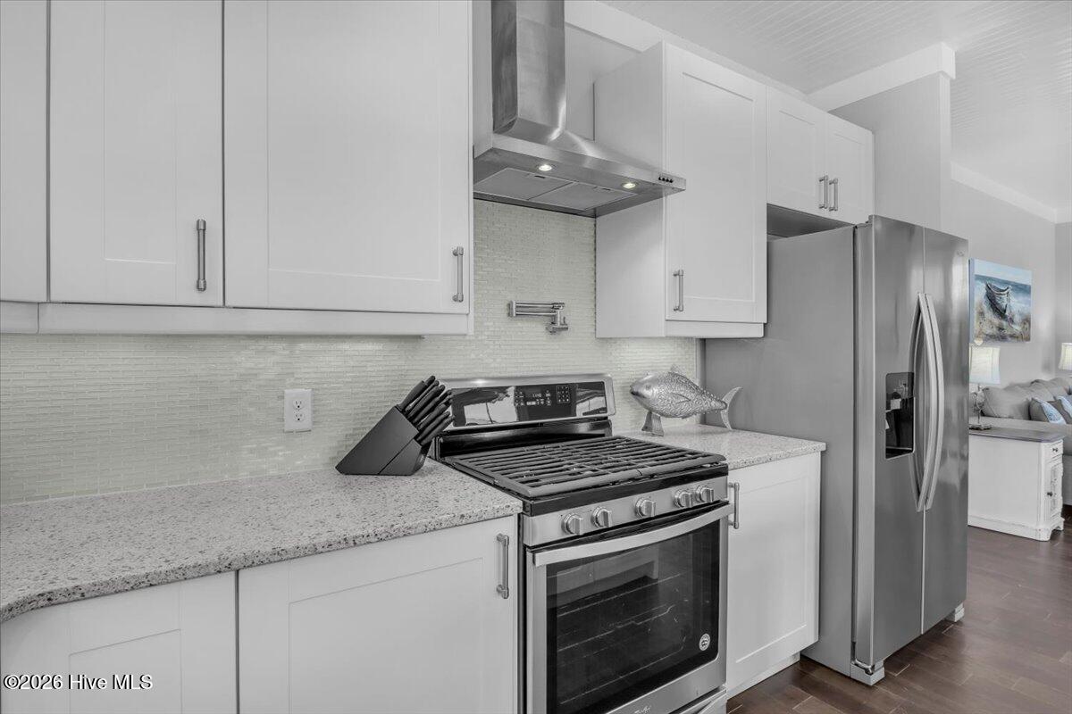 100569217 | Photo 15