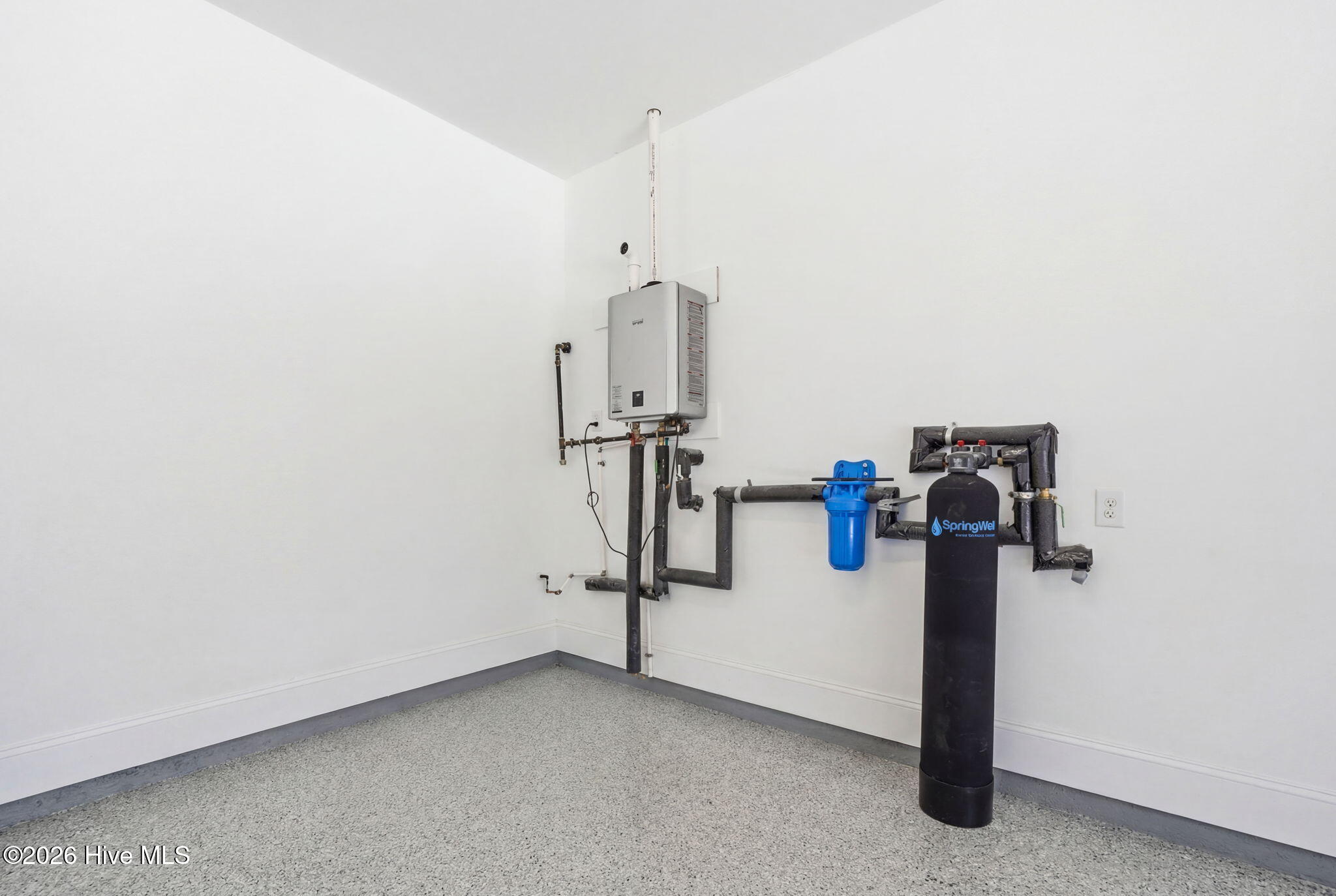 100562076 | Photo 49