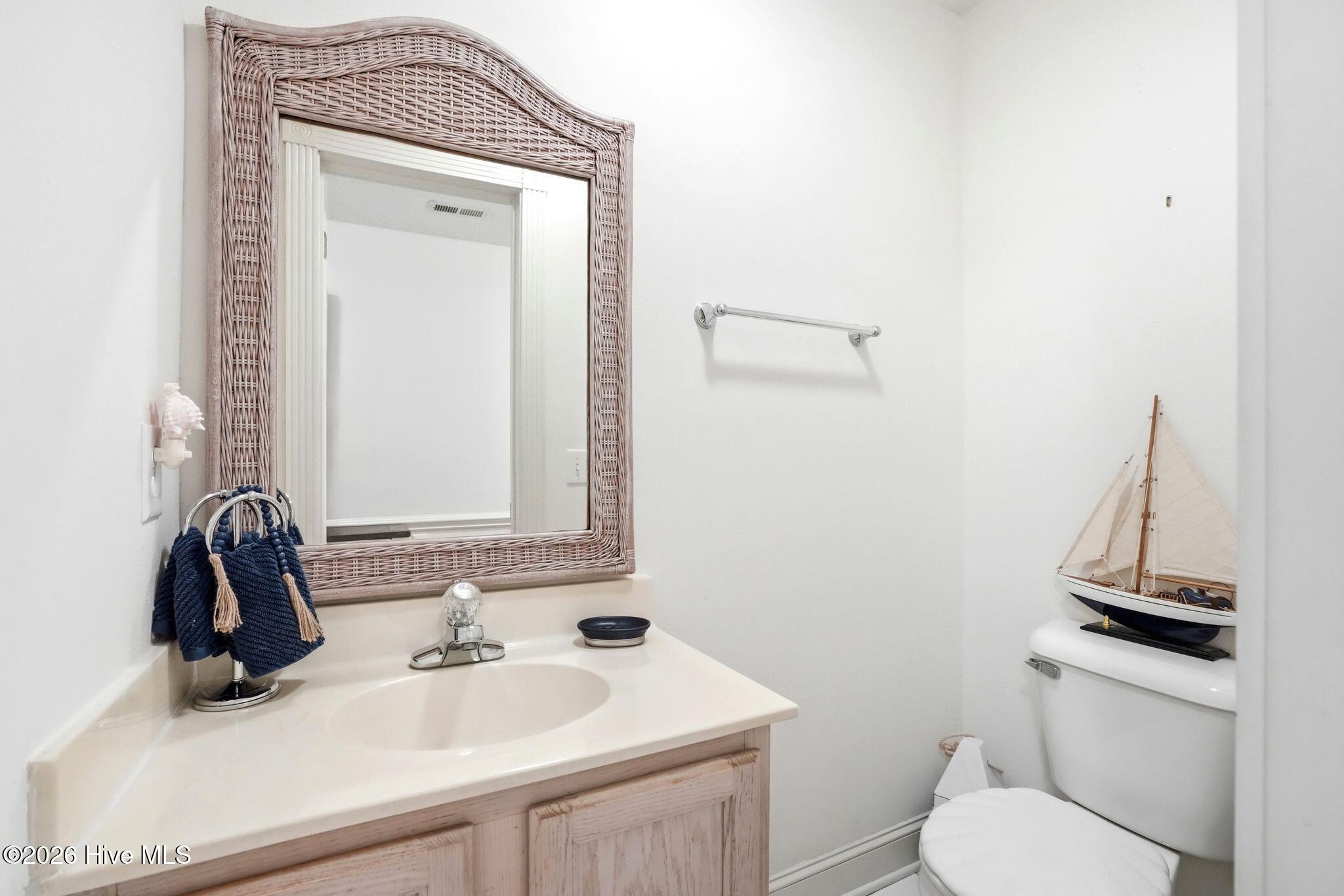 100566696 | Photo 20