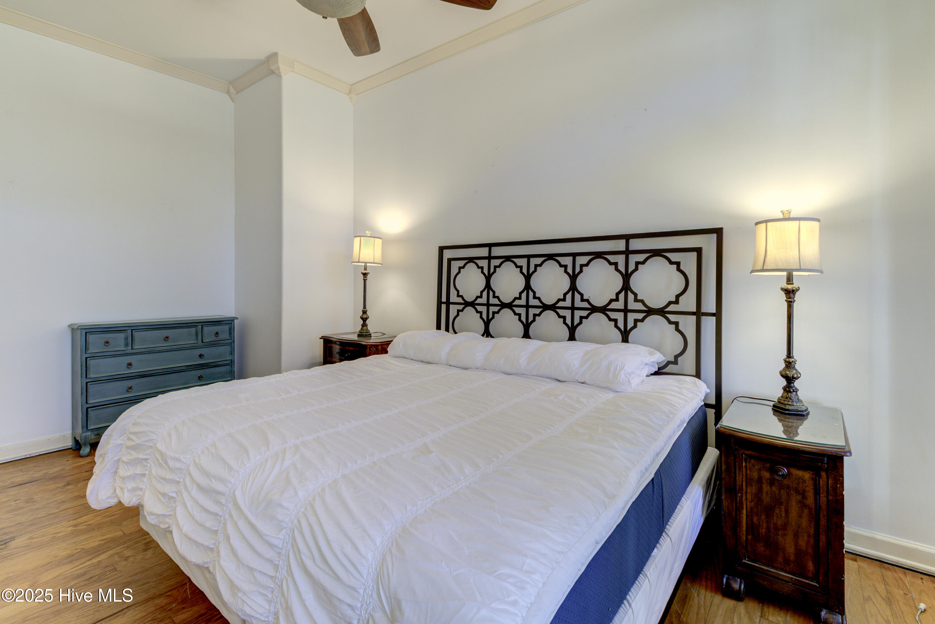 100490951 | Photo 27