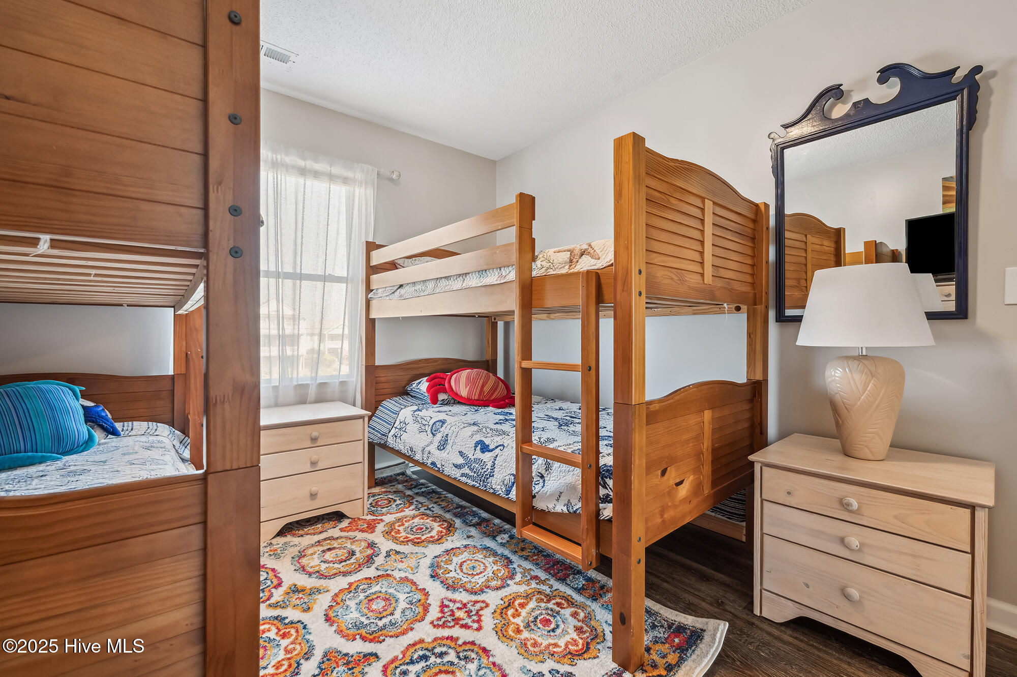 100538972 | Photo 69