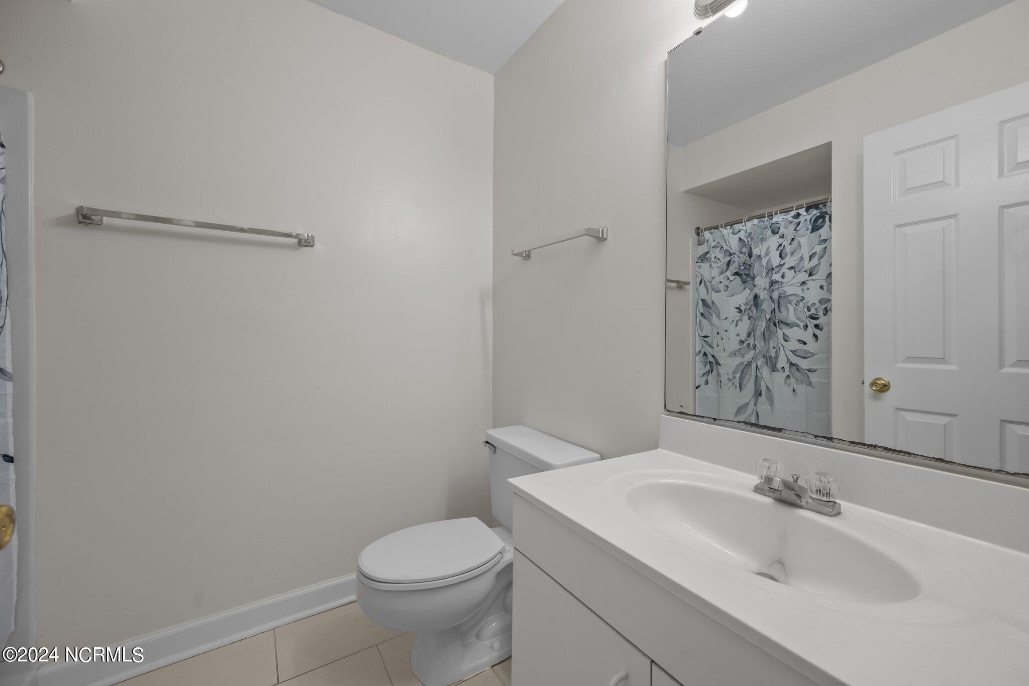 100461796 | Photo 31