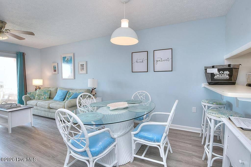 100558357 | Photo 12