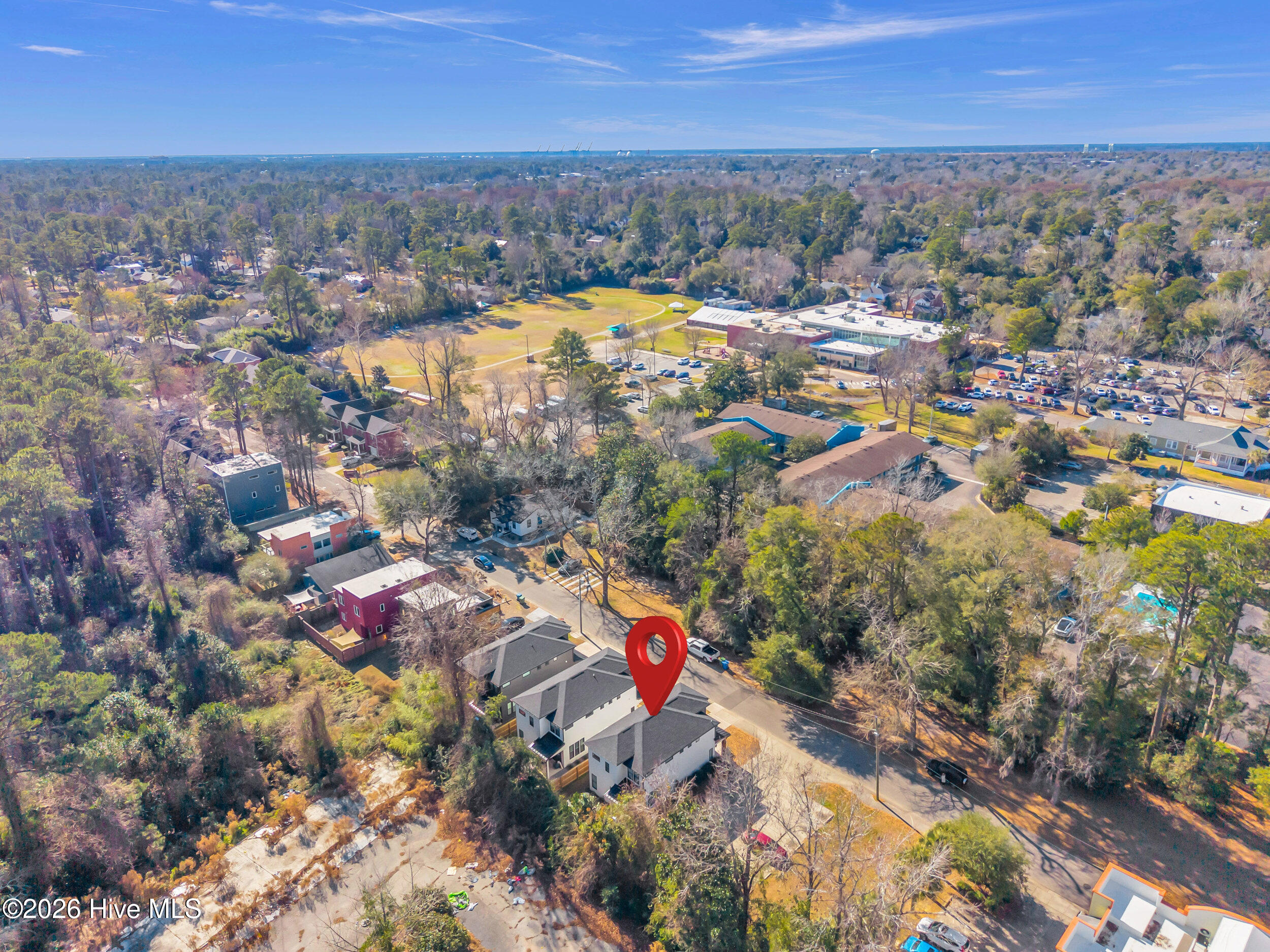 100553113 | Photo 37