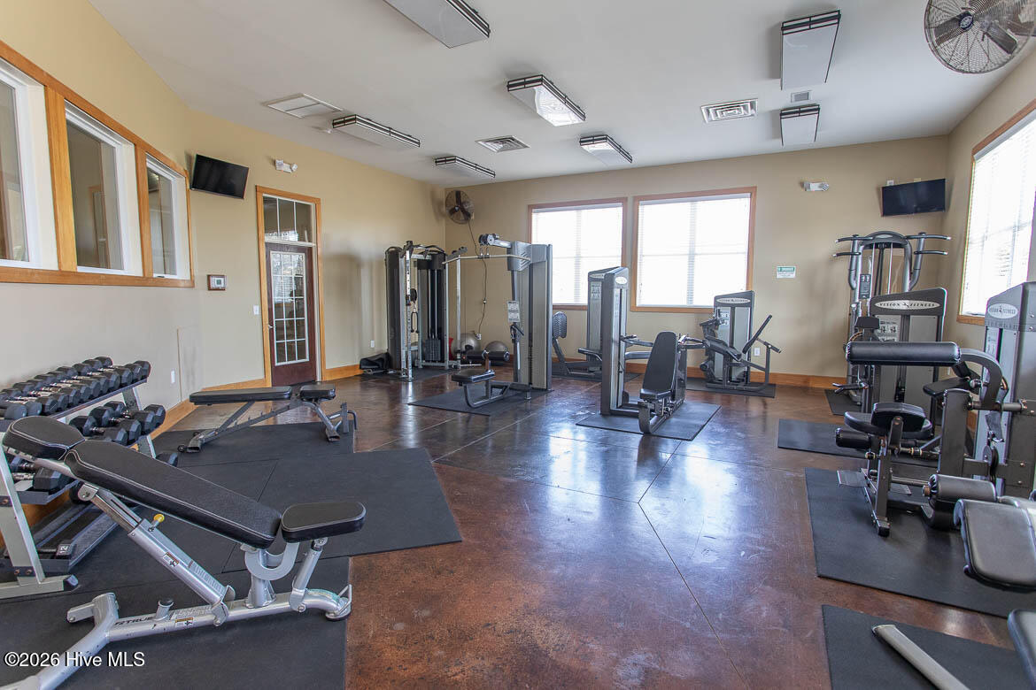 100564838 | Photo 42