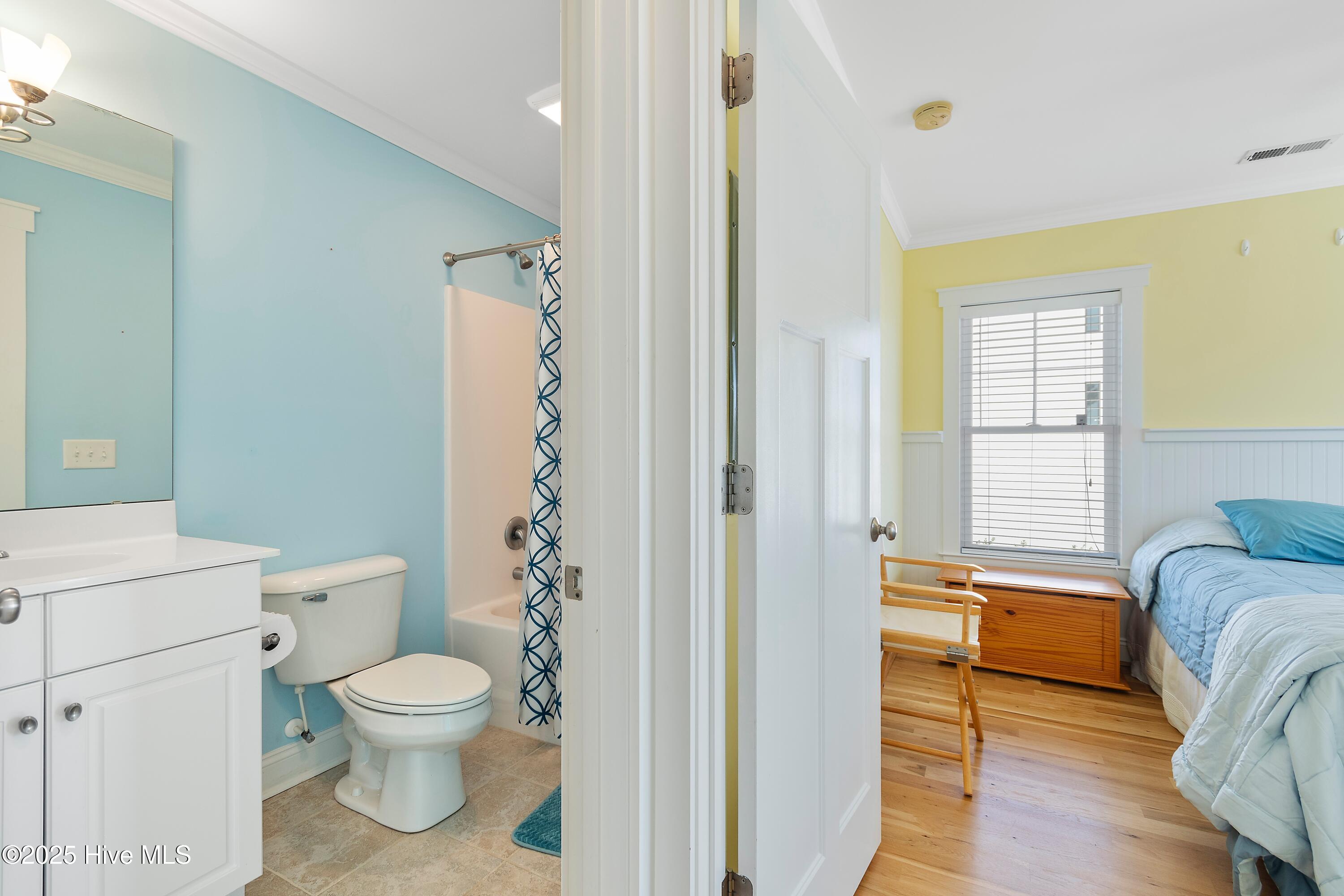 100541984 | Photo 30