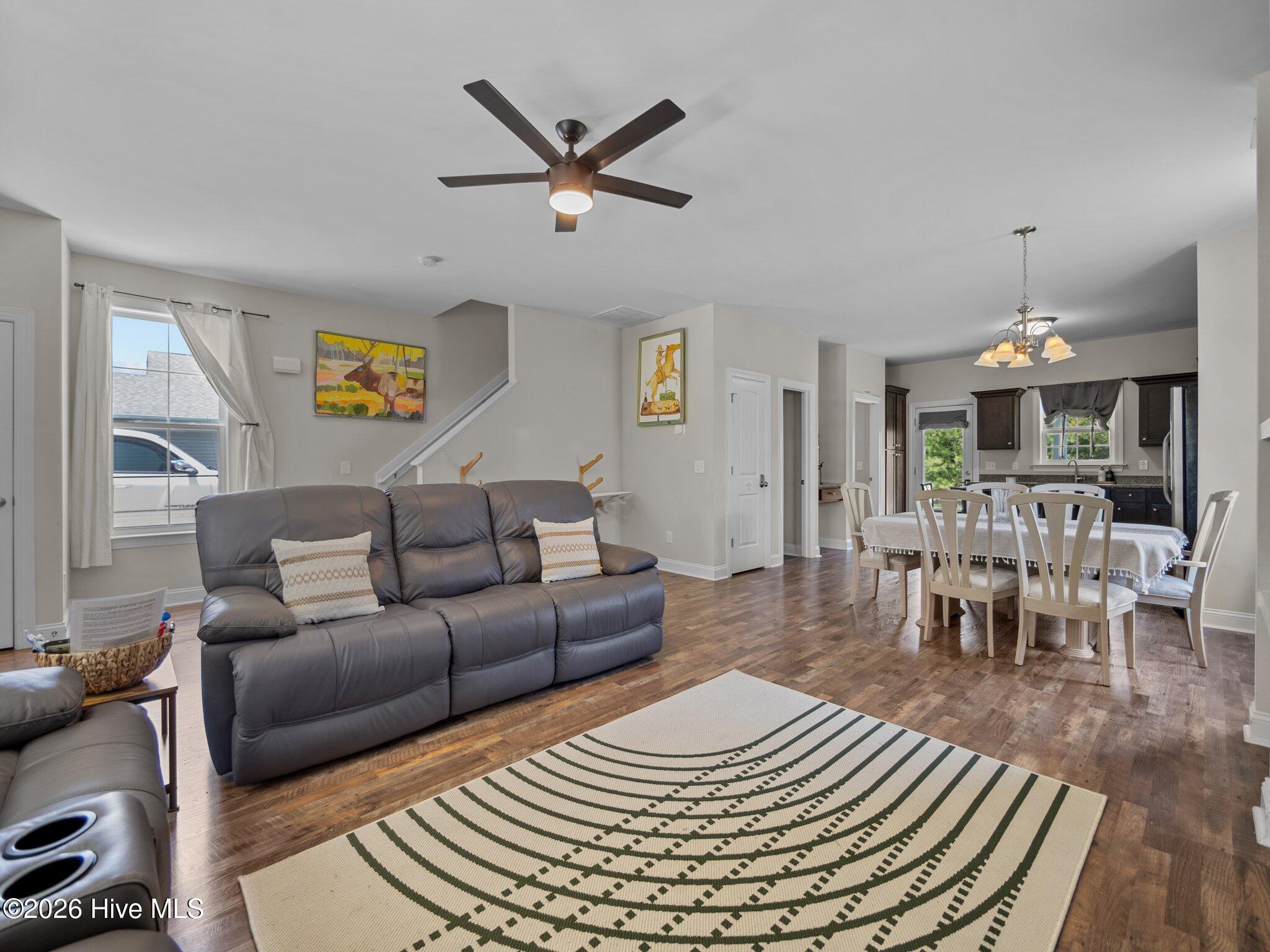 100566345 | Photo 20