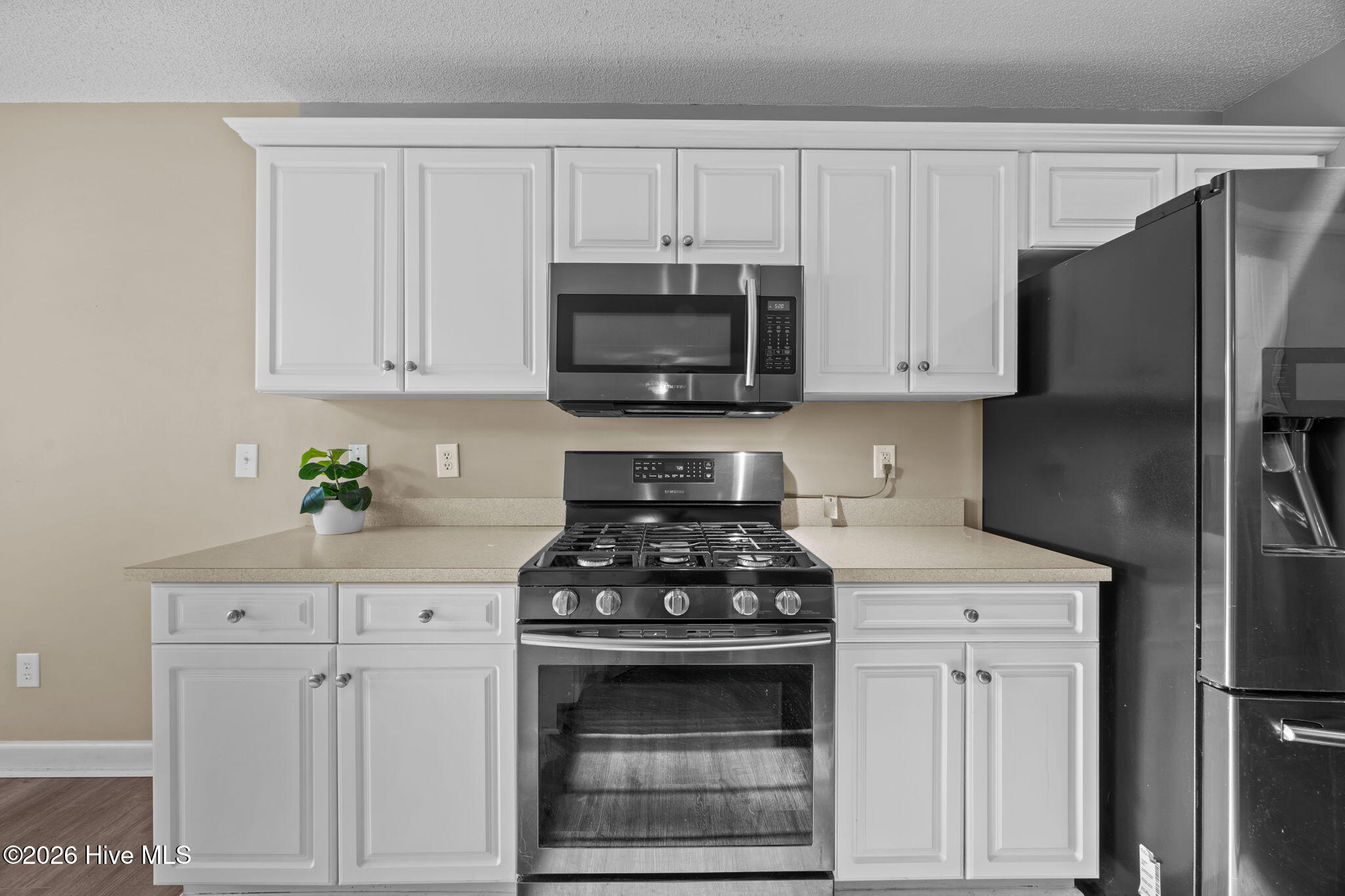 100522490 | Photo 15