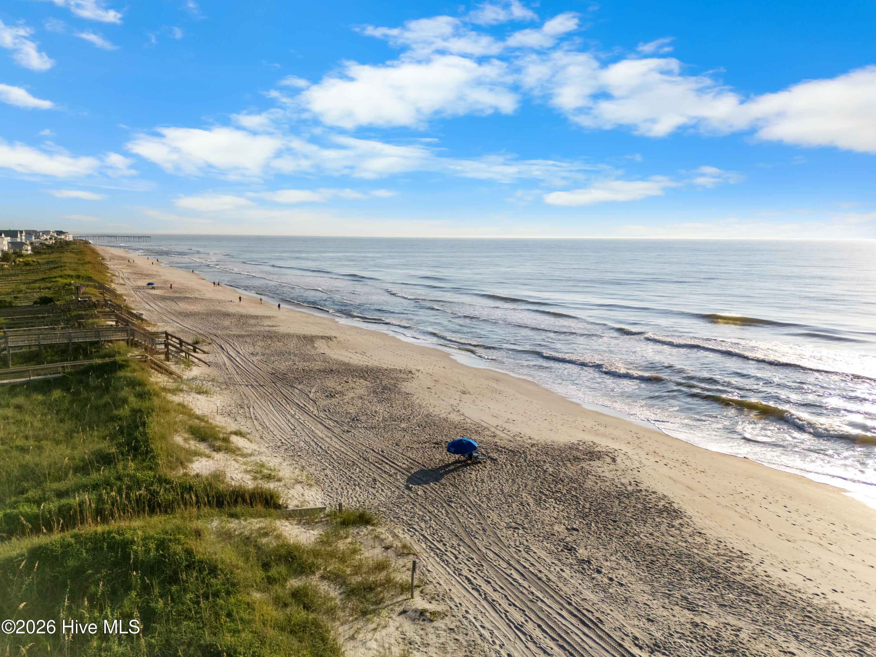 100567772 | Photo 34