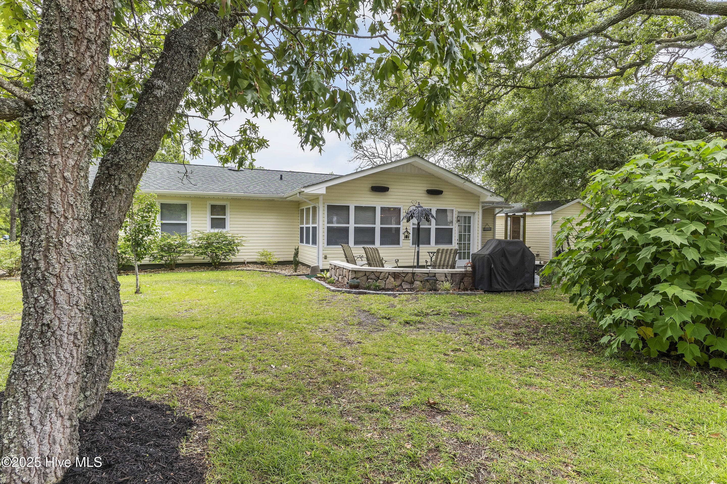 100504444 | Photo 27