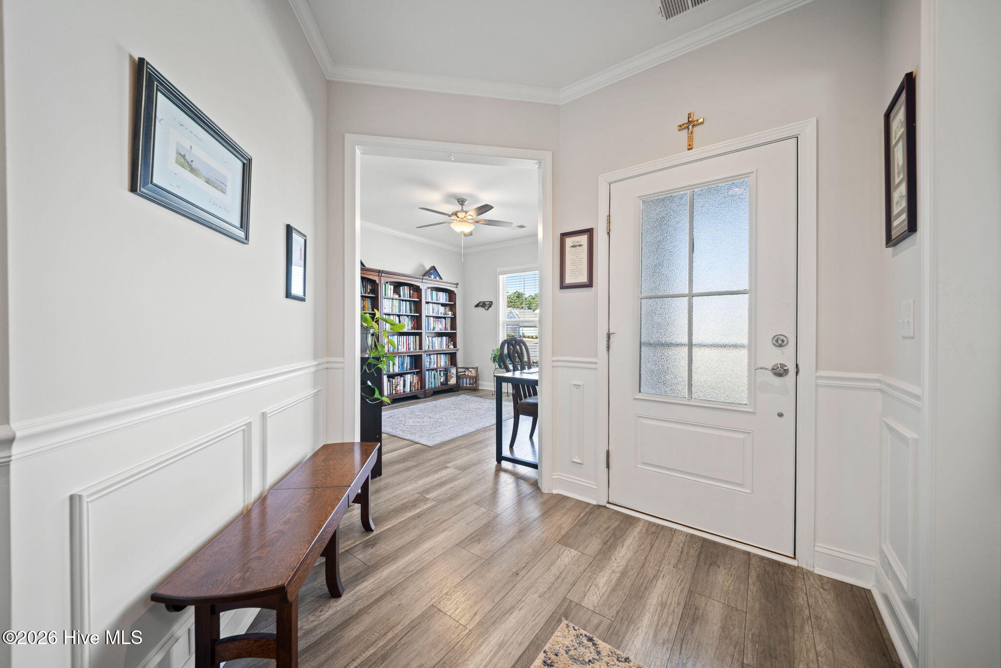 100564414 | Photo 25