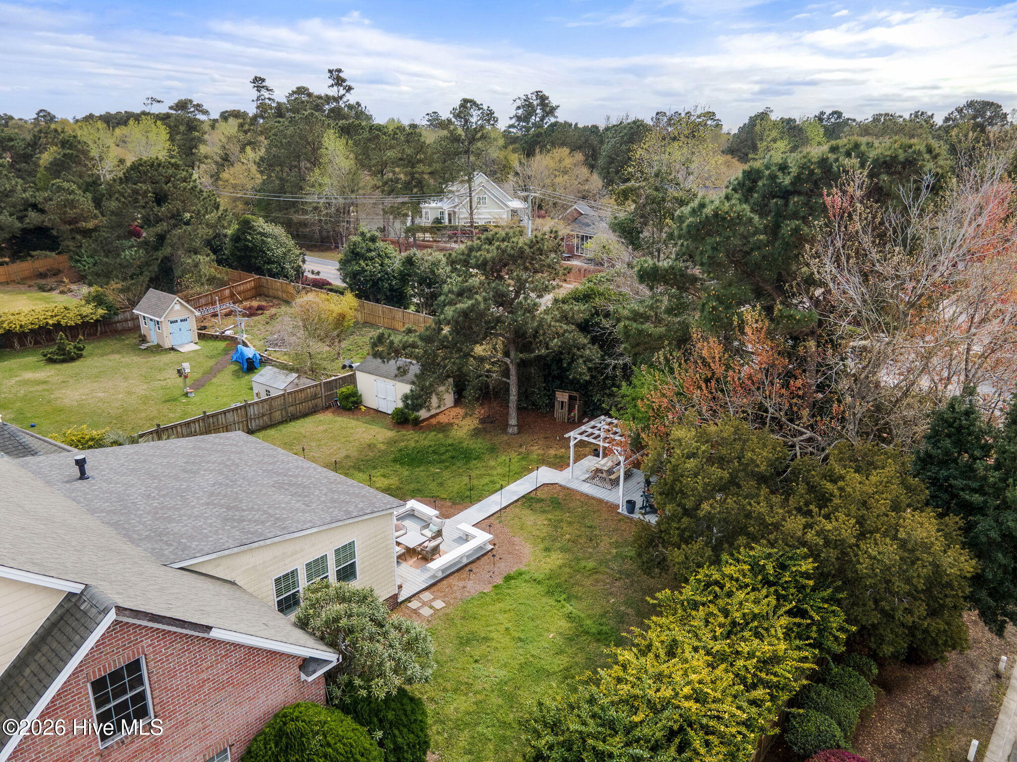 100561515 | Photo 118