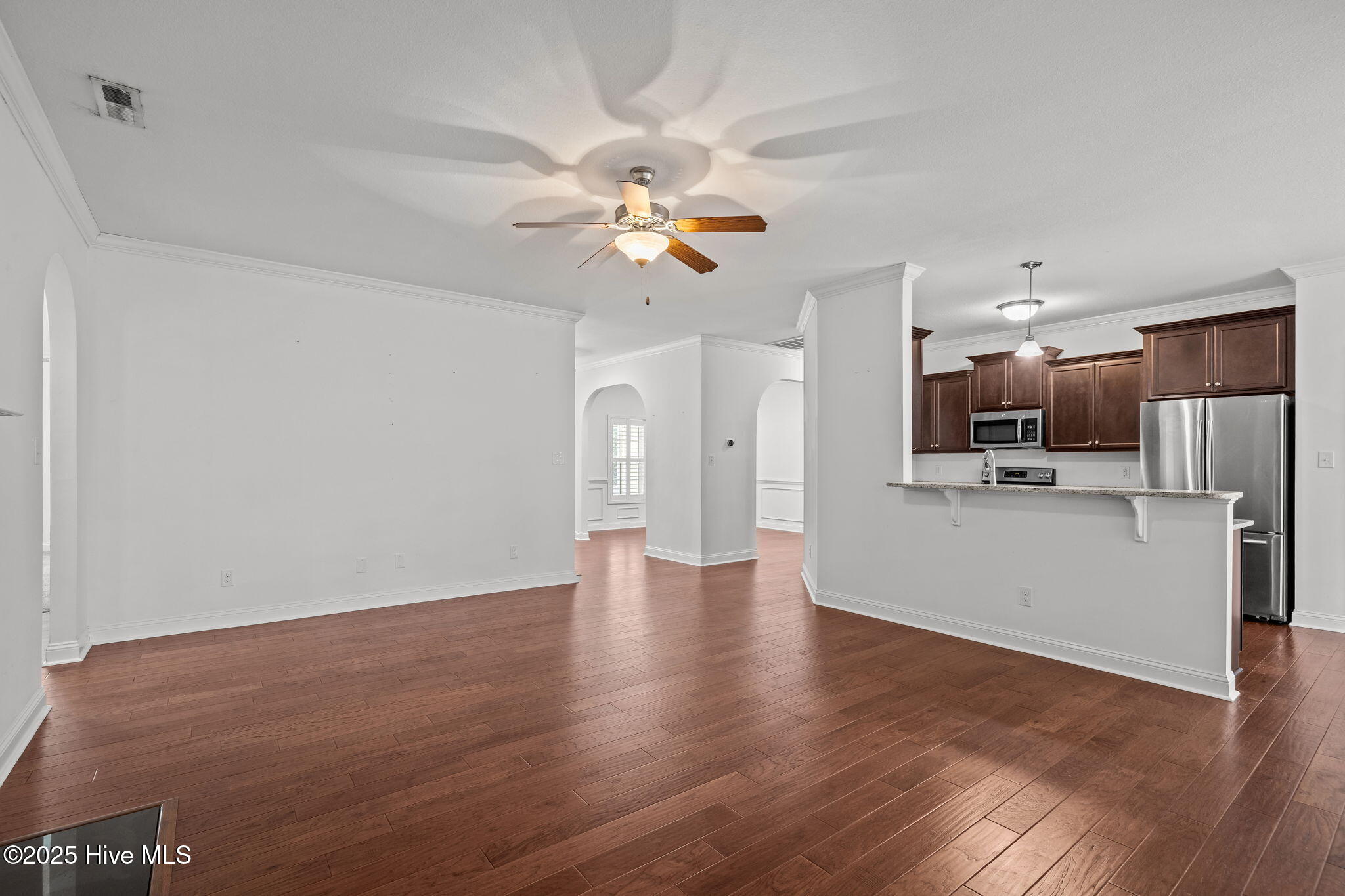 100544125 | Photo 14