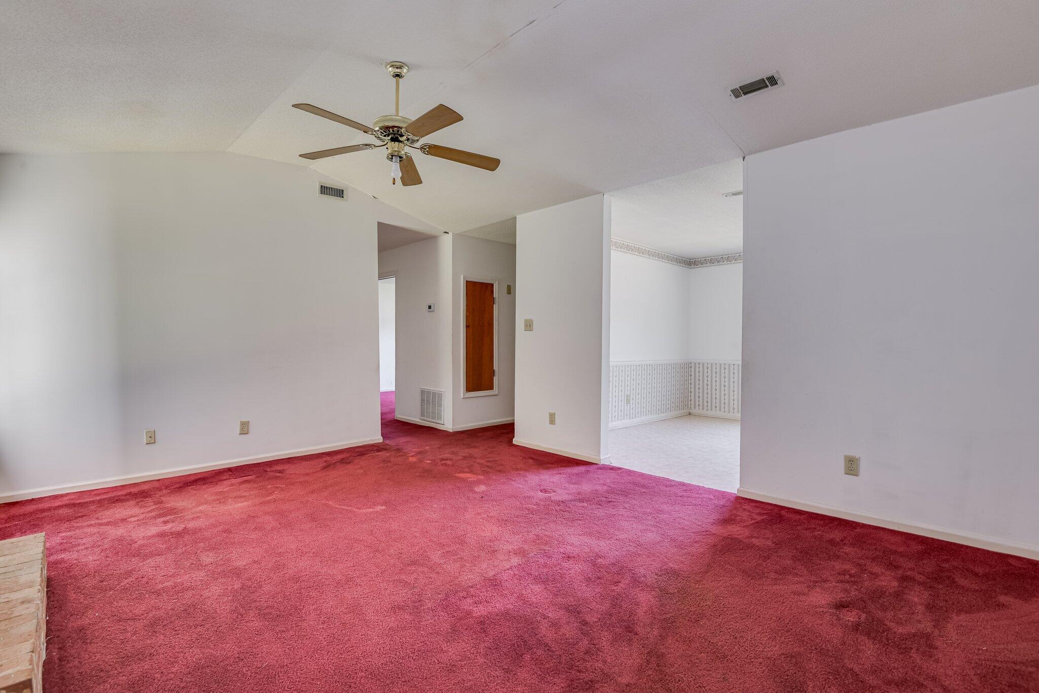 3326 Saddlebrook Dr 9