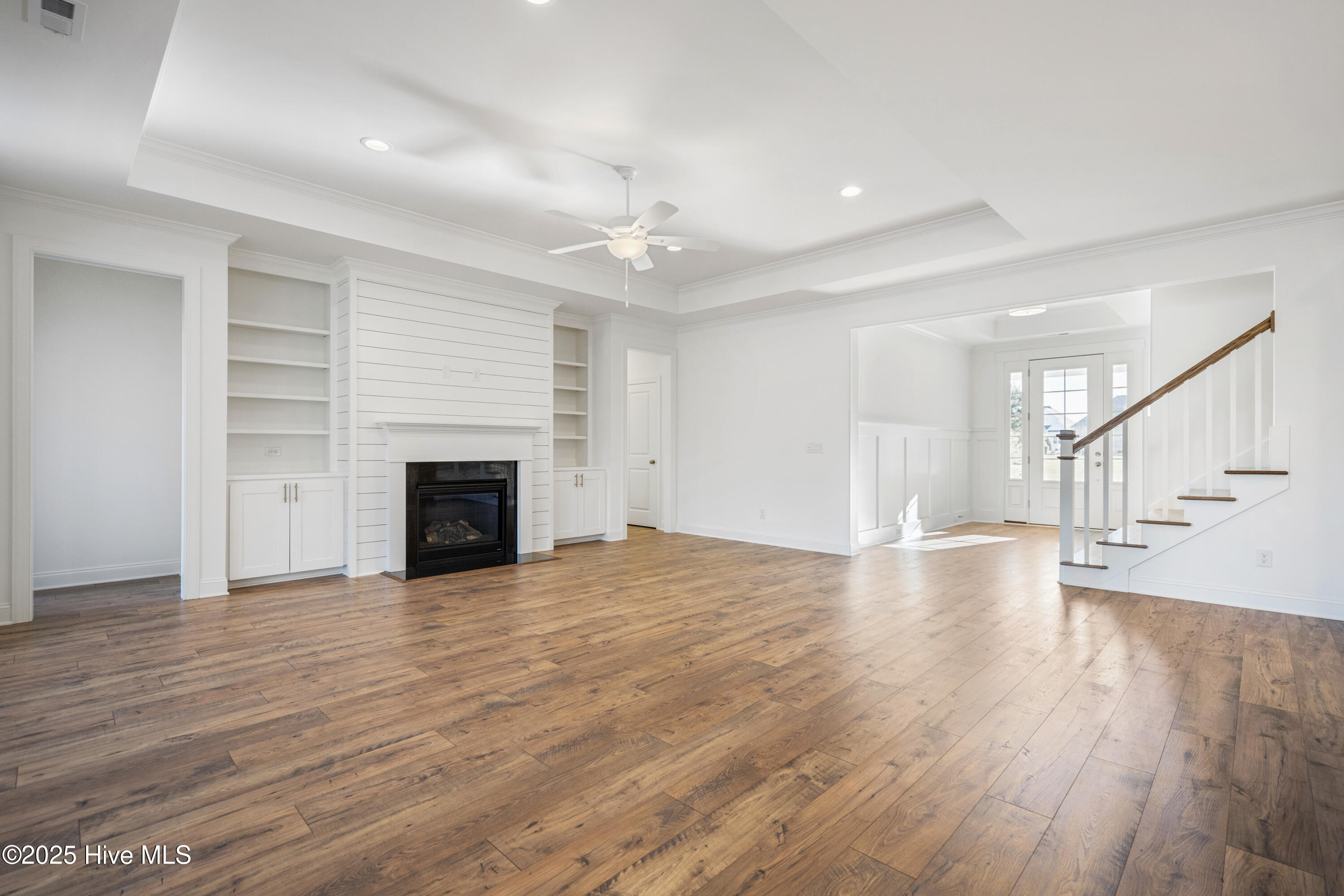 100493135 | Photo 12