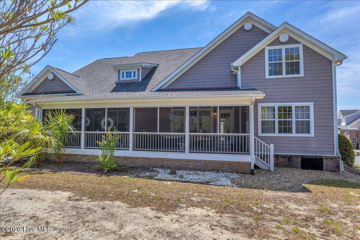 100566534 | Photo 63