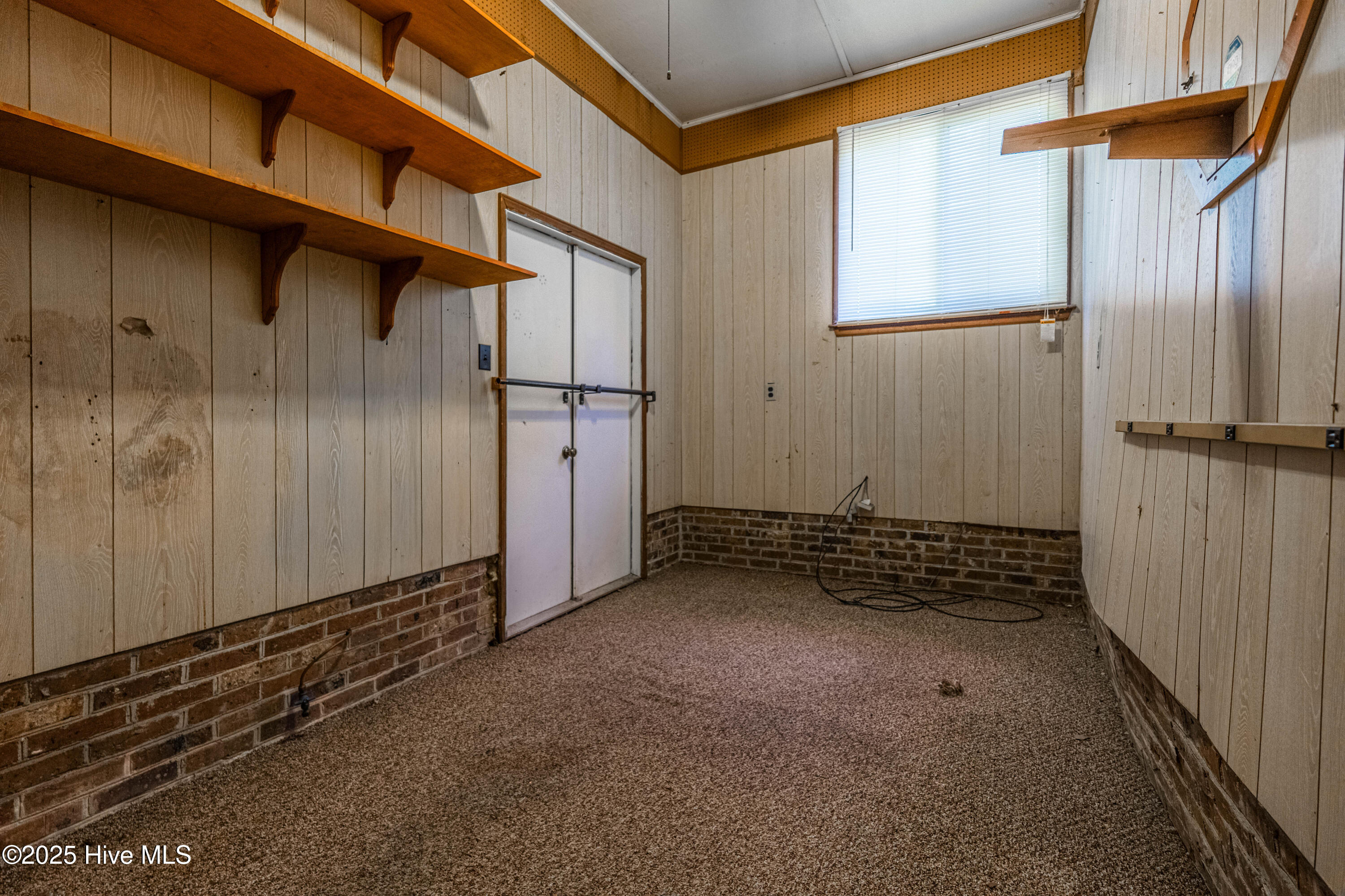 100536472 | Photo 46