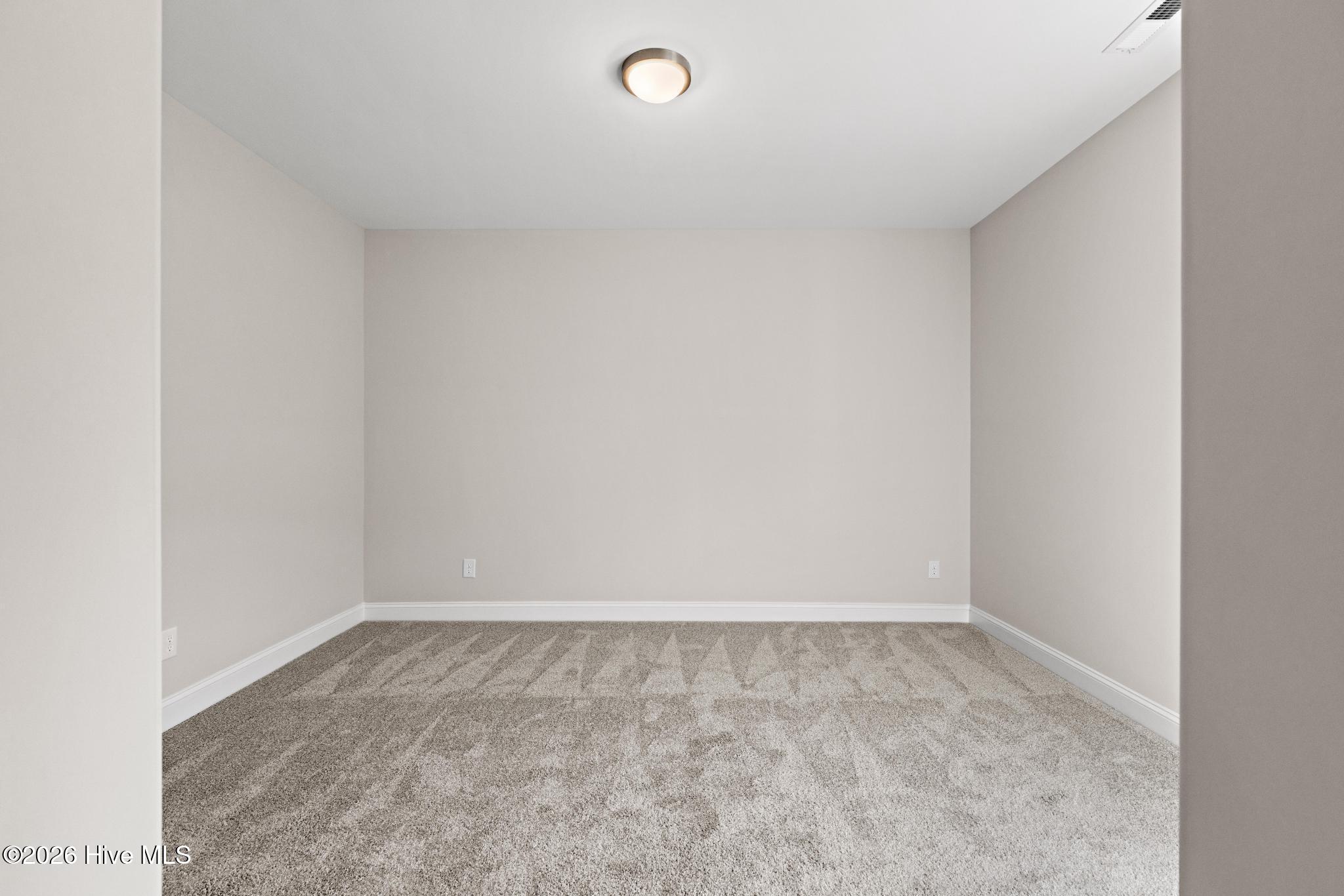 100544649 | Photo 19