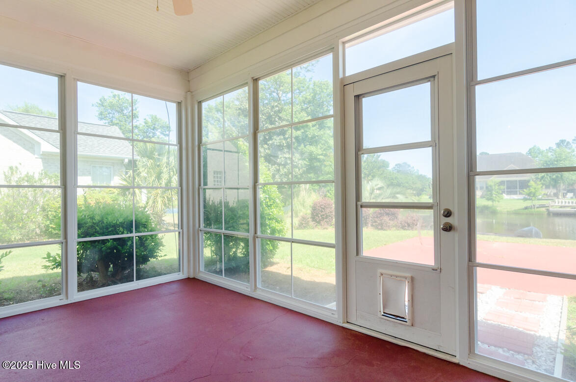 100539941 | Photo 21