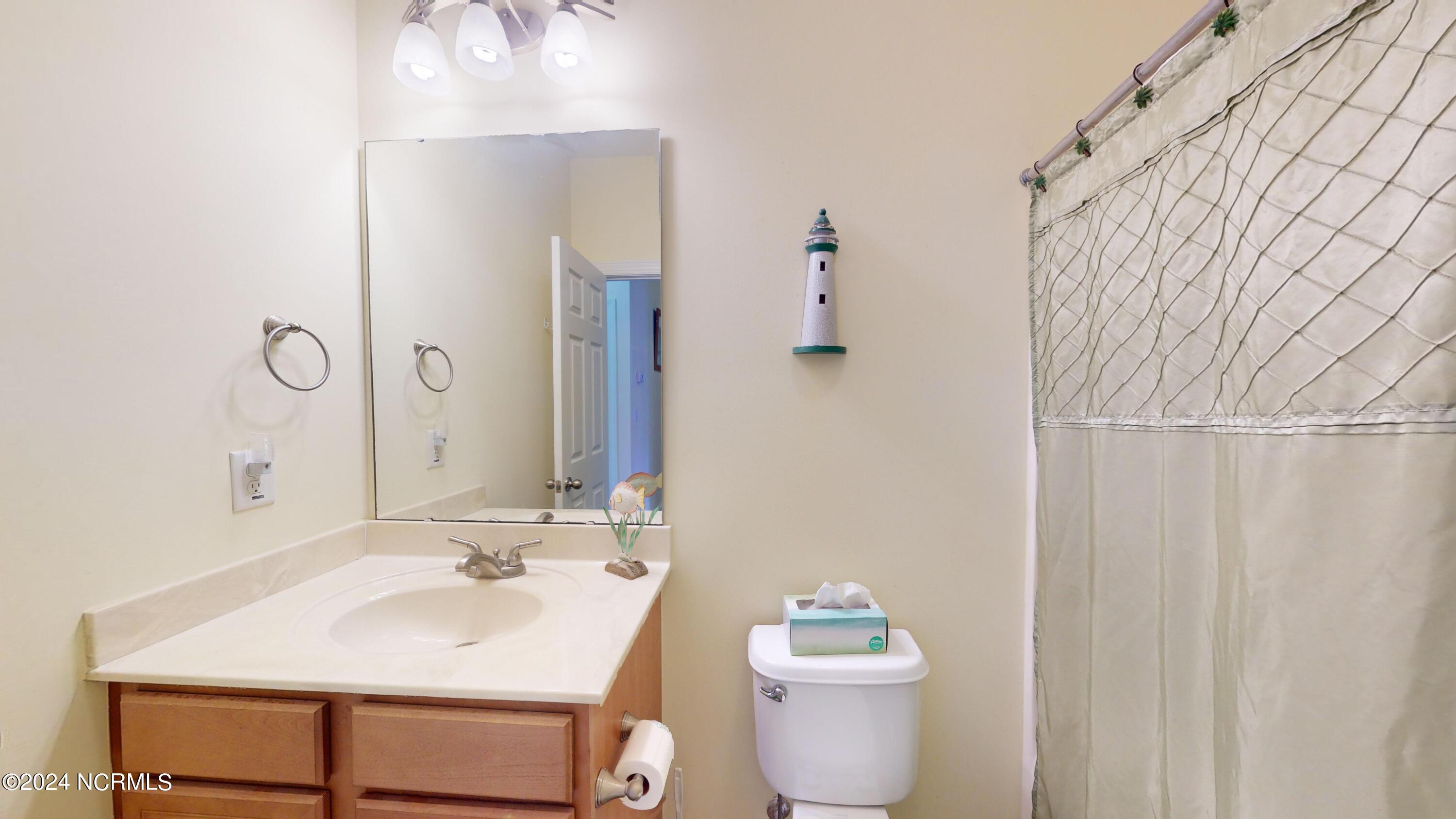 100469557 | Photo 26