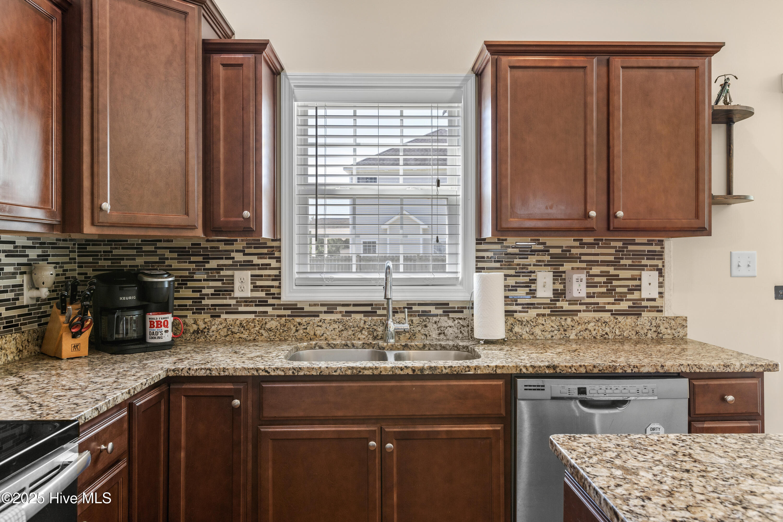 324 Catamaran Road, Swansboro, NC 28584 – photo 9: Kitchen