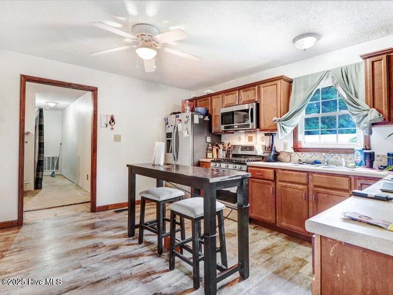 11-669 Francktown Rd-11