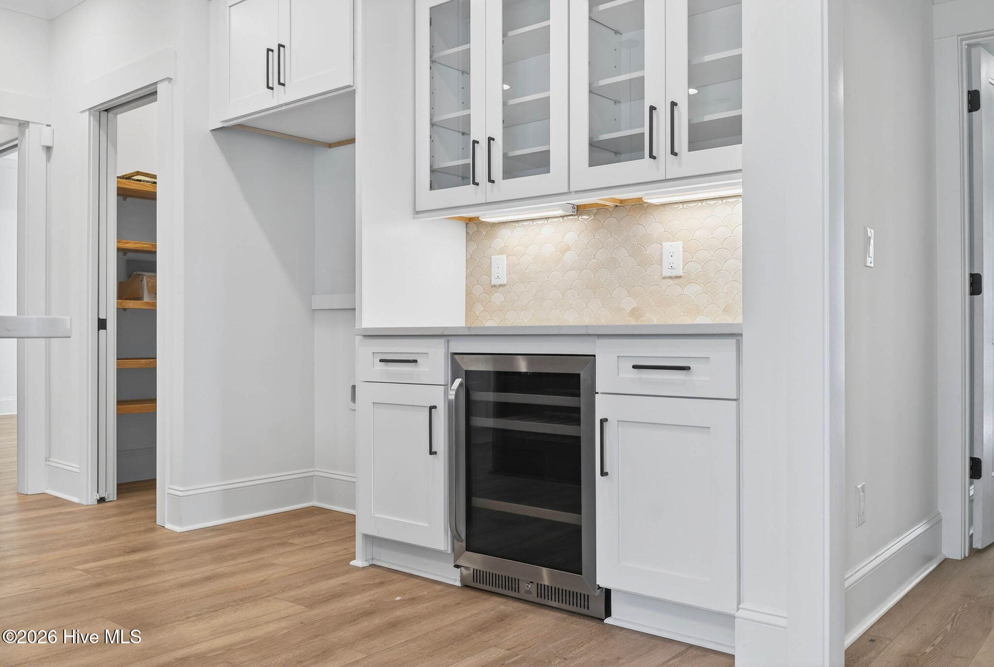 100558704 | Photo 32