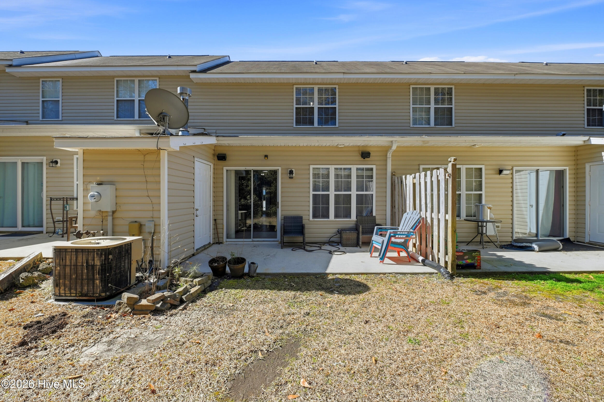 100555192 | Photo 31